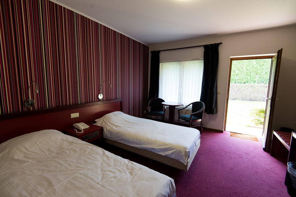 La Reine Hôtel, City Centre Spa Esterno foto