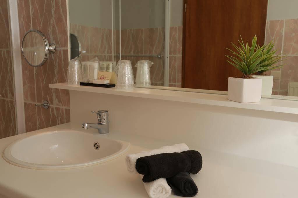 La Reine Hôtel, City Centre Spa Esterno foto
